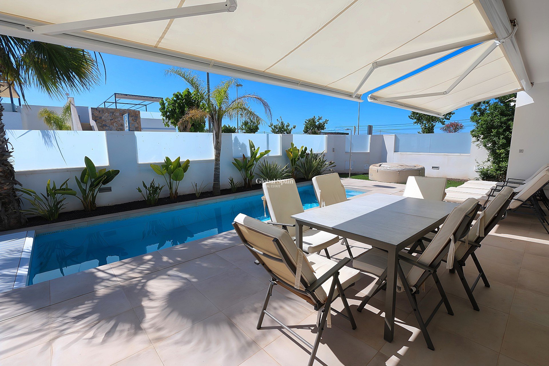 Resale - VILLA -
PILAR DE LA HORADADA - Costa Blanca