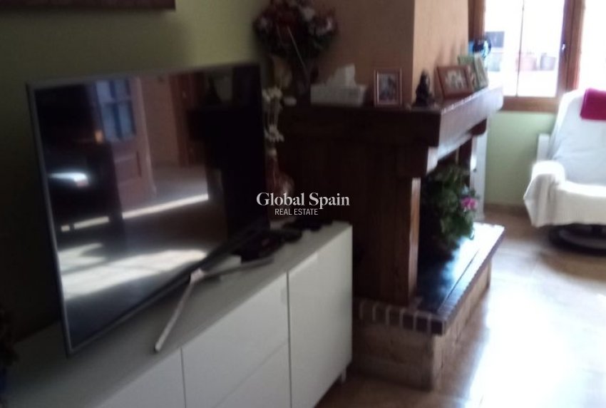 Resale - VILLA -
PILAR DE LA HORADADA - Costa Blanca