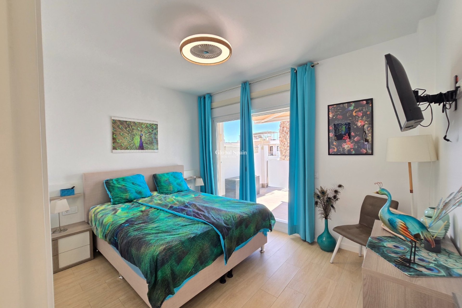 Resale - VILLA -
PILAR DE LA HORADADA - Costa Blanca