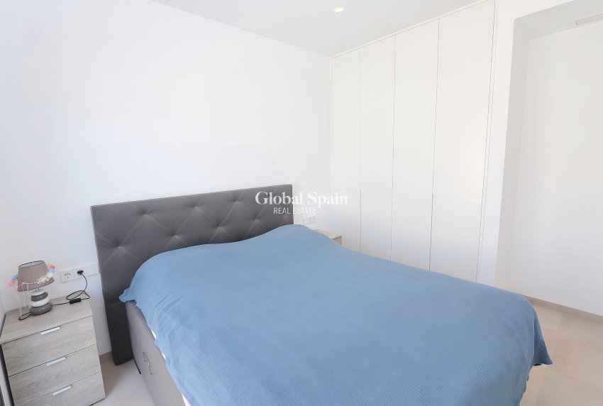 Resale - VILLA -
PILAR DE LA HORADADA - Costa Blanca