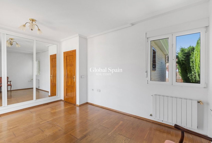 Resale - Villa -
PILAR DE LA HORADADA - La Torre de la Horadada