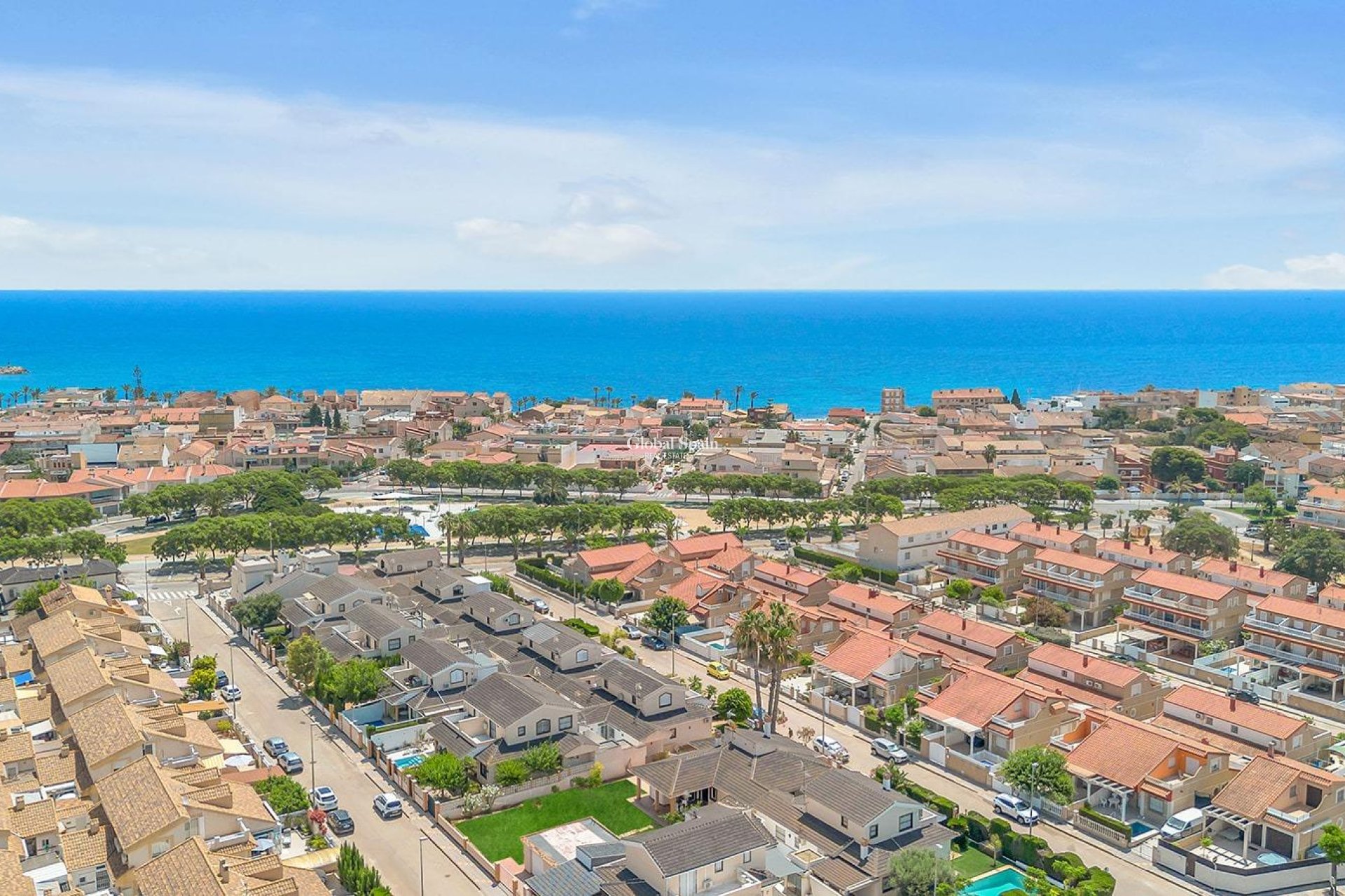 Resale - Villa -
PILAR DE LA HORADADA - La Torre de la Horadada