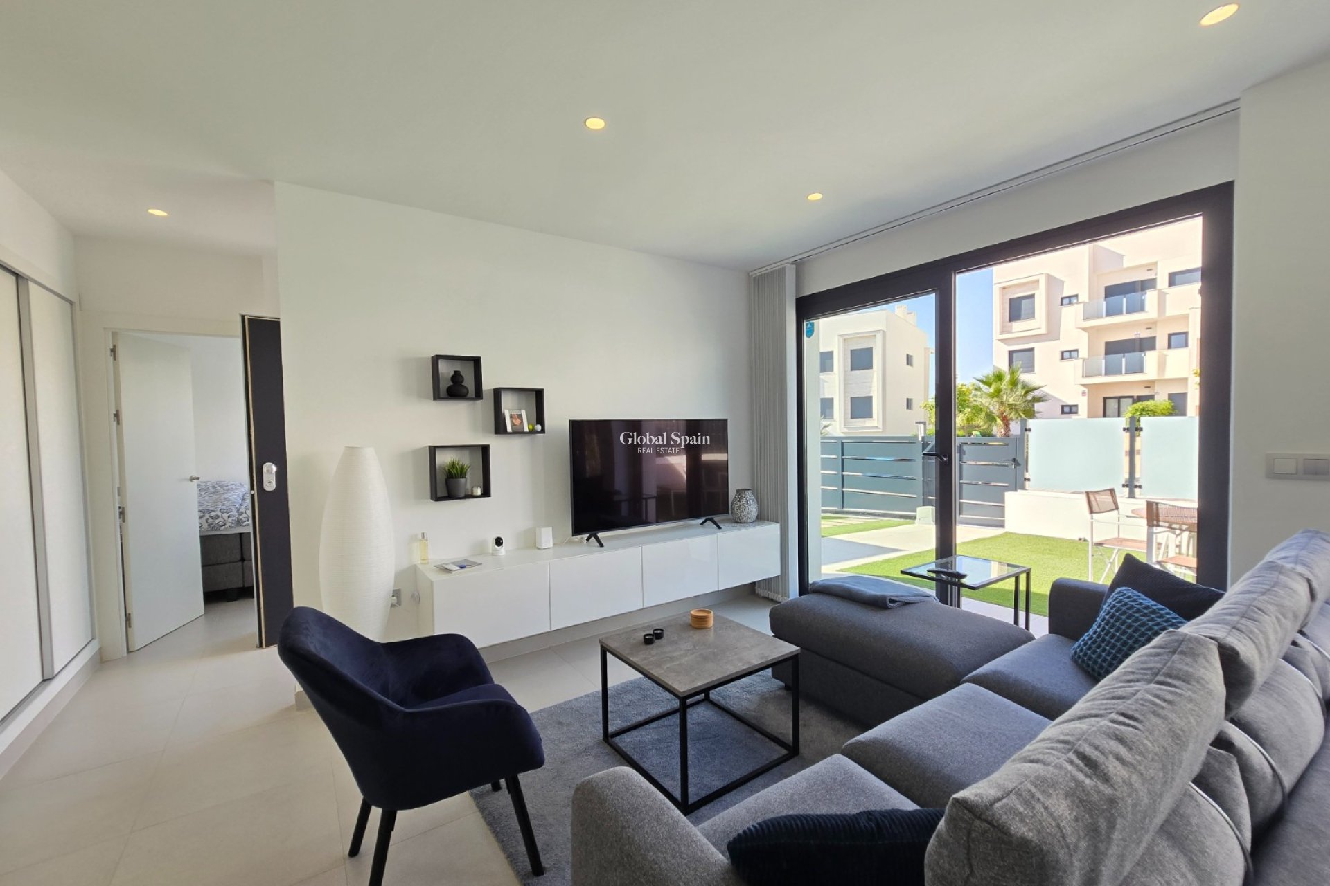 Resale - Villa -
PILAR DE LA HORADADA - Lo Romero Golf