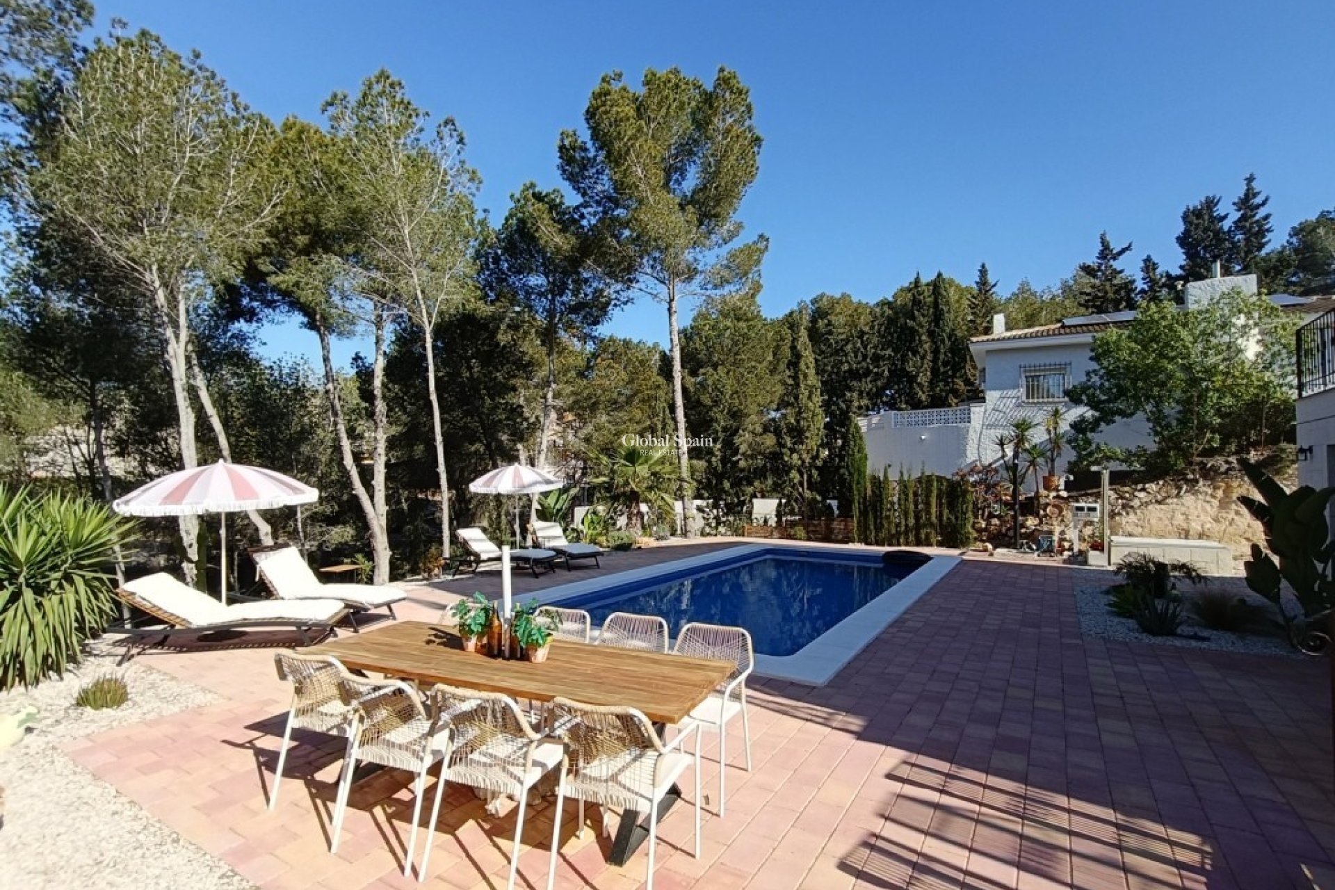 Resale - VILLA -
PILAR DE LA HORADADA - Pinar de Campoverde
