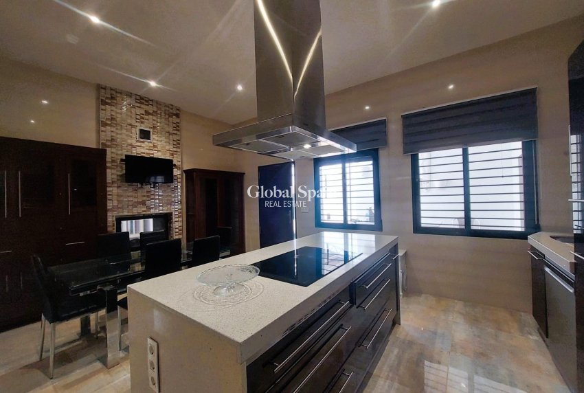 Resale - VILLA -
PILAR DE LA HORADADA - Torre de la Horadada