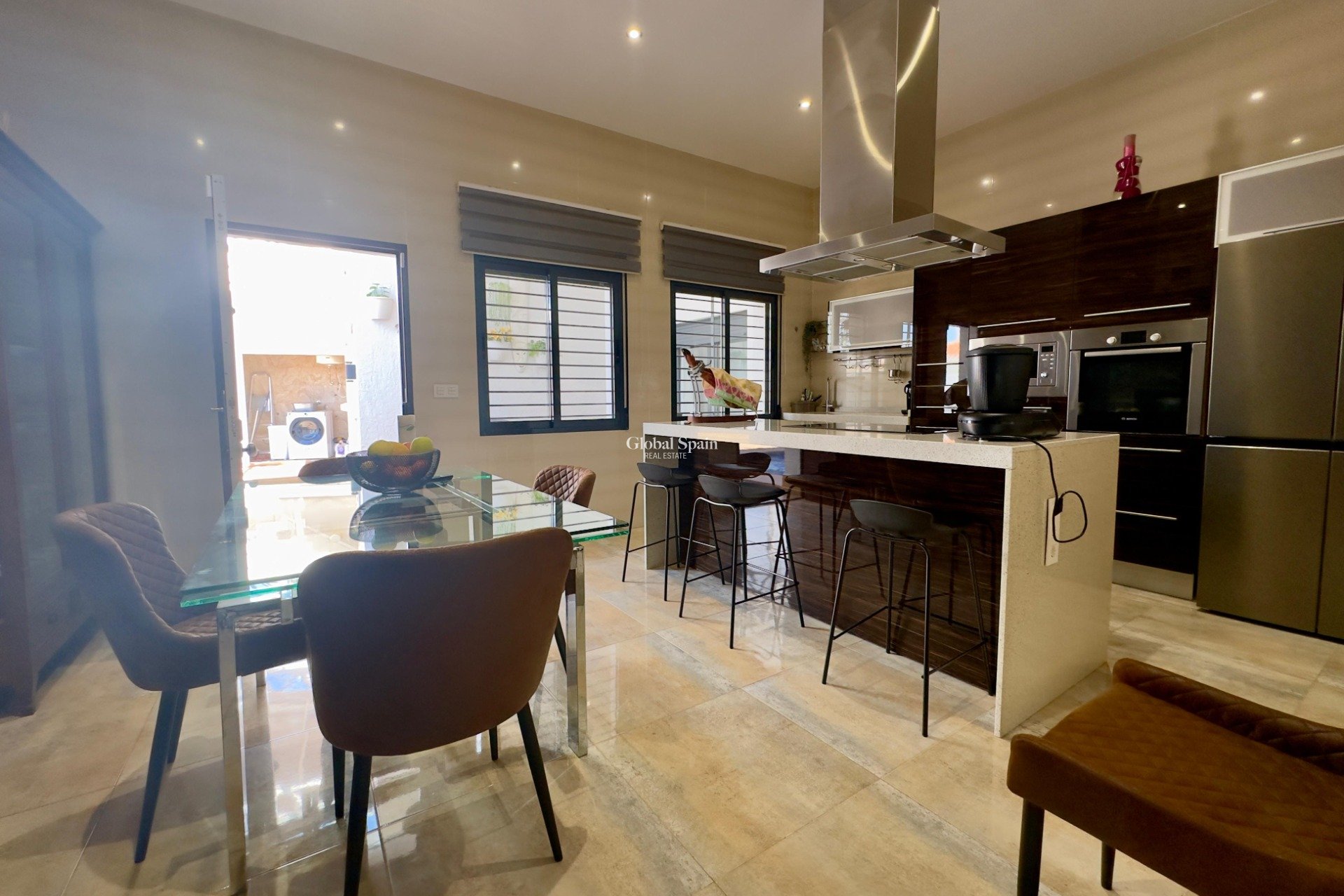 Resale - VILLA -
PILAR DE LA HORADADA - Torre de la Horadada