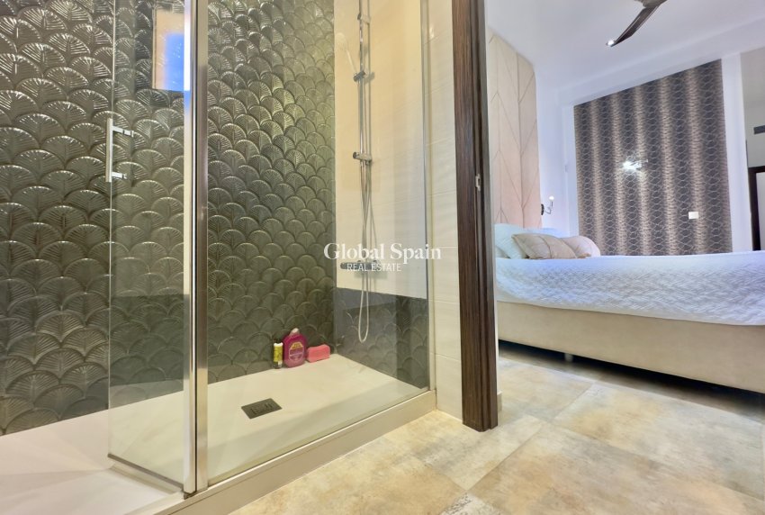 Resale - VILLA -
PILAR DE LA HORADADA - Torre de la Horadada