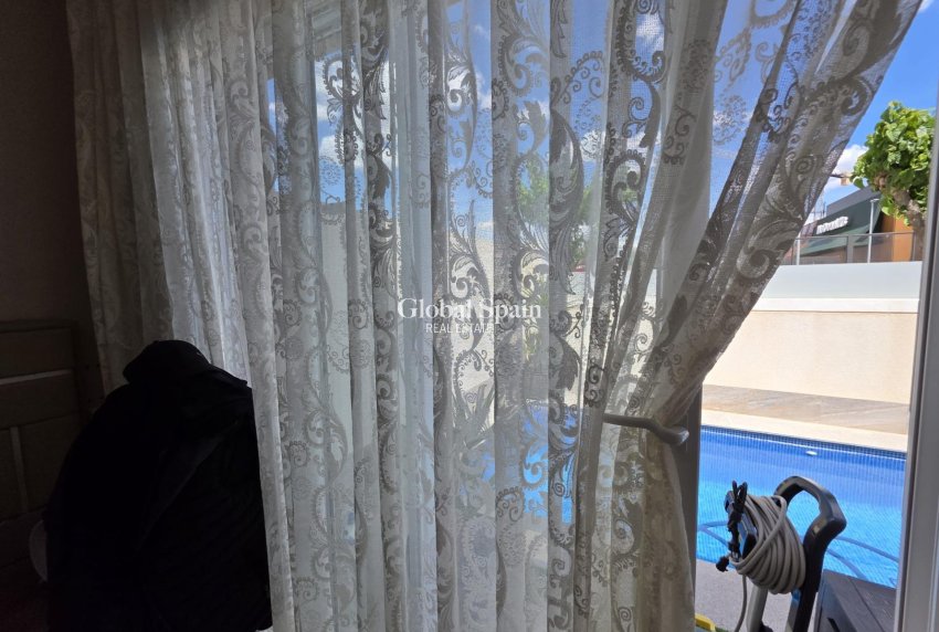 Resale - VILLA -
PILAR DE LA HORADADA - Zona Pueblo