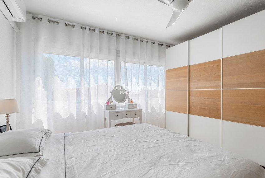 Resale - VILLA -
PINAR DE CAMPOVERDE - Costa Blanca