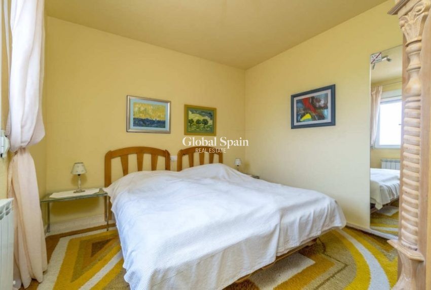 Resale - VILLA -
PINAR DE CAMPOVERDE - Inland