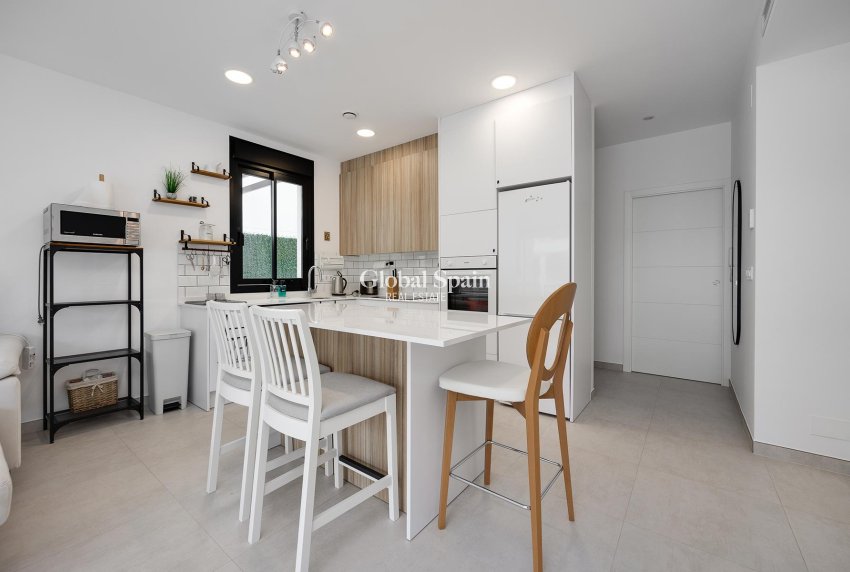 Resale - VILLA -
PINAR DE CAMPOVERDE - Inland