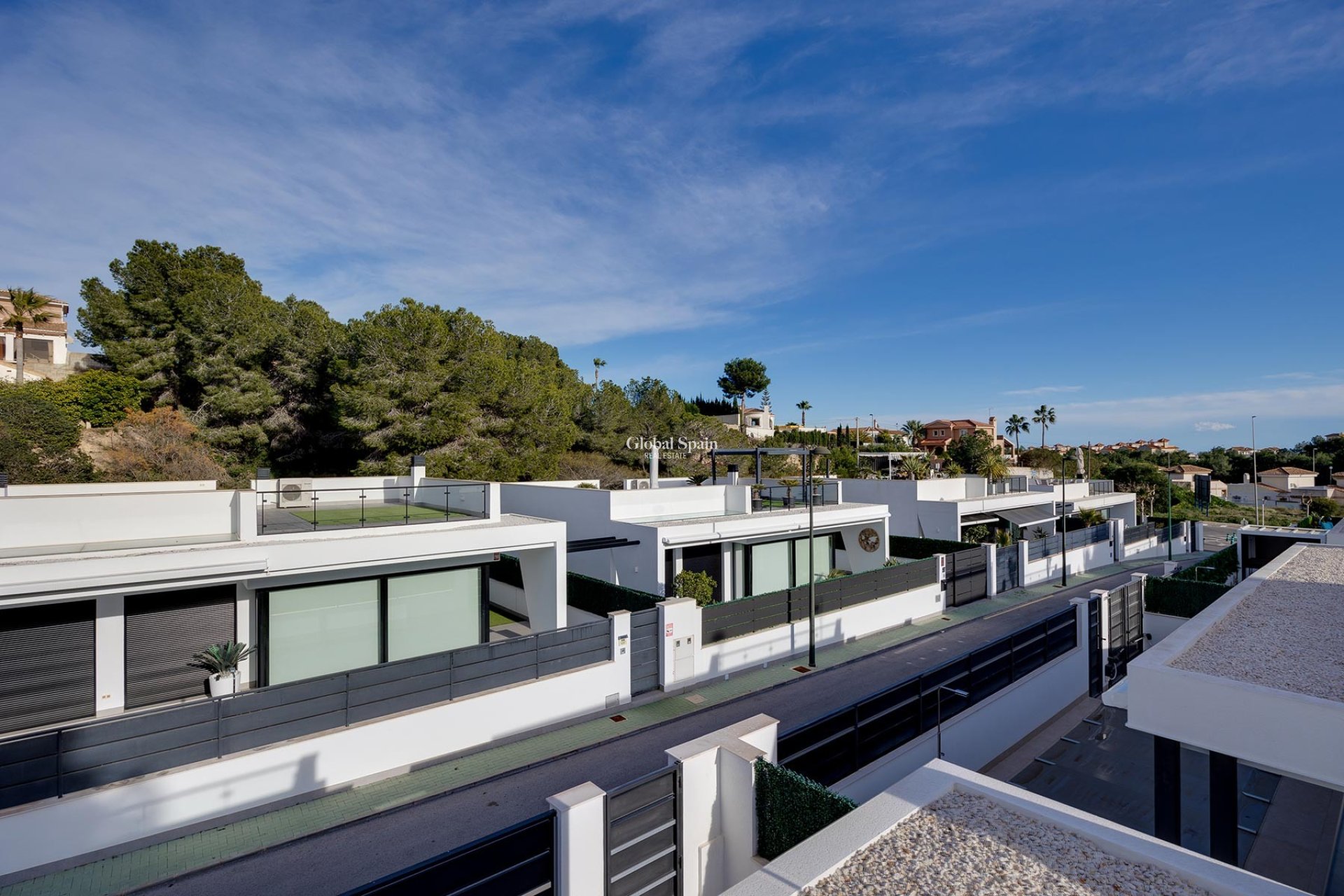 Resale - VILLA -
PINAR DE CAMPOVERDE - Inland