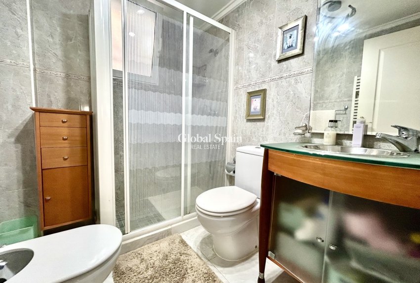 Resale - VILLA -
PINAR DE CAMPOVERDE - Inland