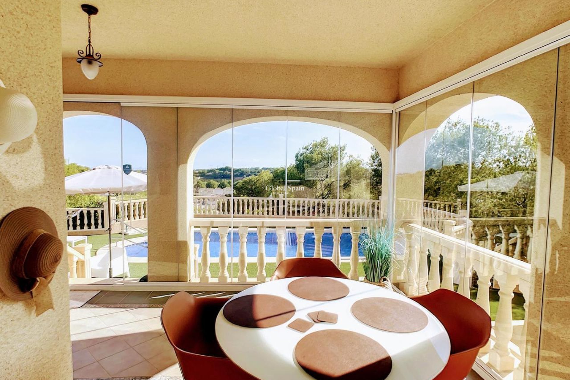 Resale - VILLA -
PINAR DE CAMPOVERDE - Inland