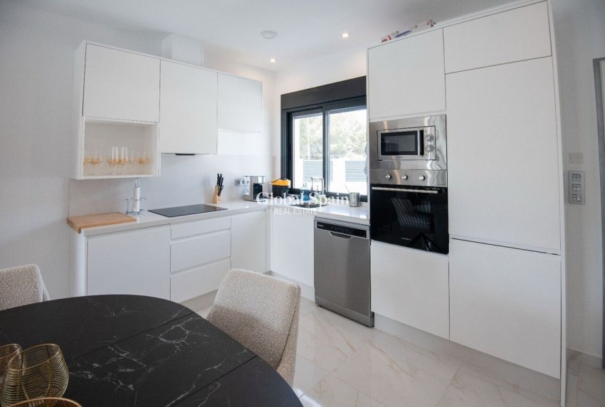 Resale - VILLA -
PINAR DE CAMPOVERDE - LOS ROMEROS