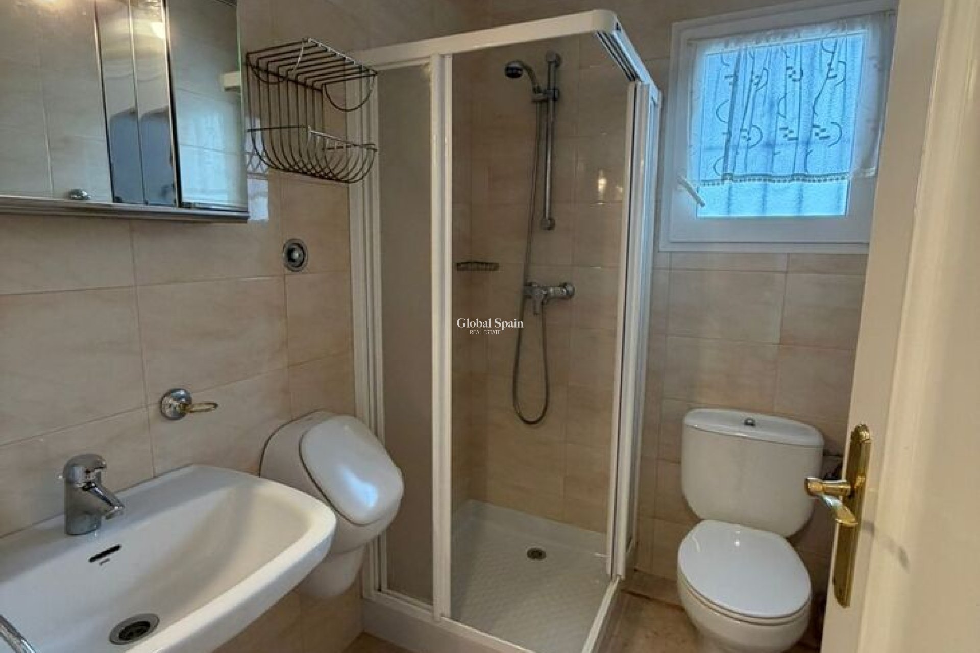 Resale - VILLA -
PLAYA FLAMENCA - Costa Blanca