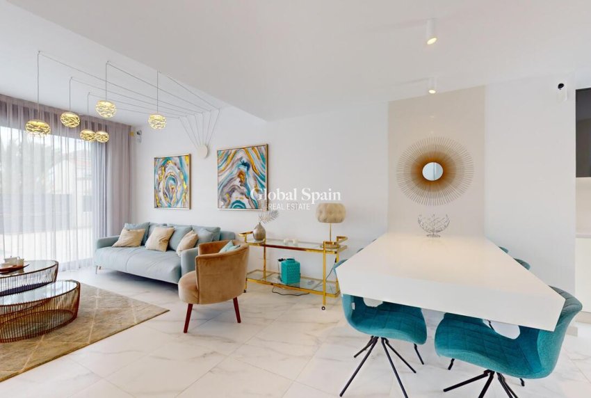 Resale - VILLA -
PLAYA HONDA - Costa Calida