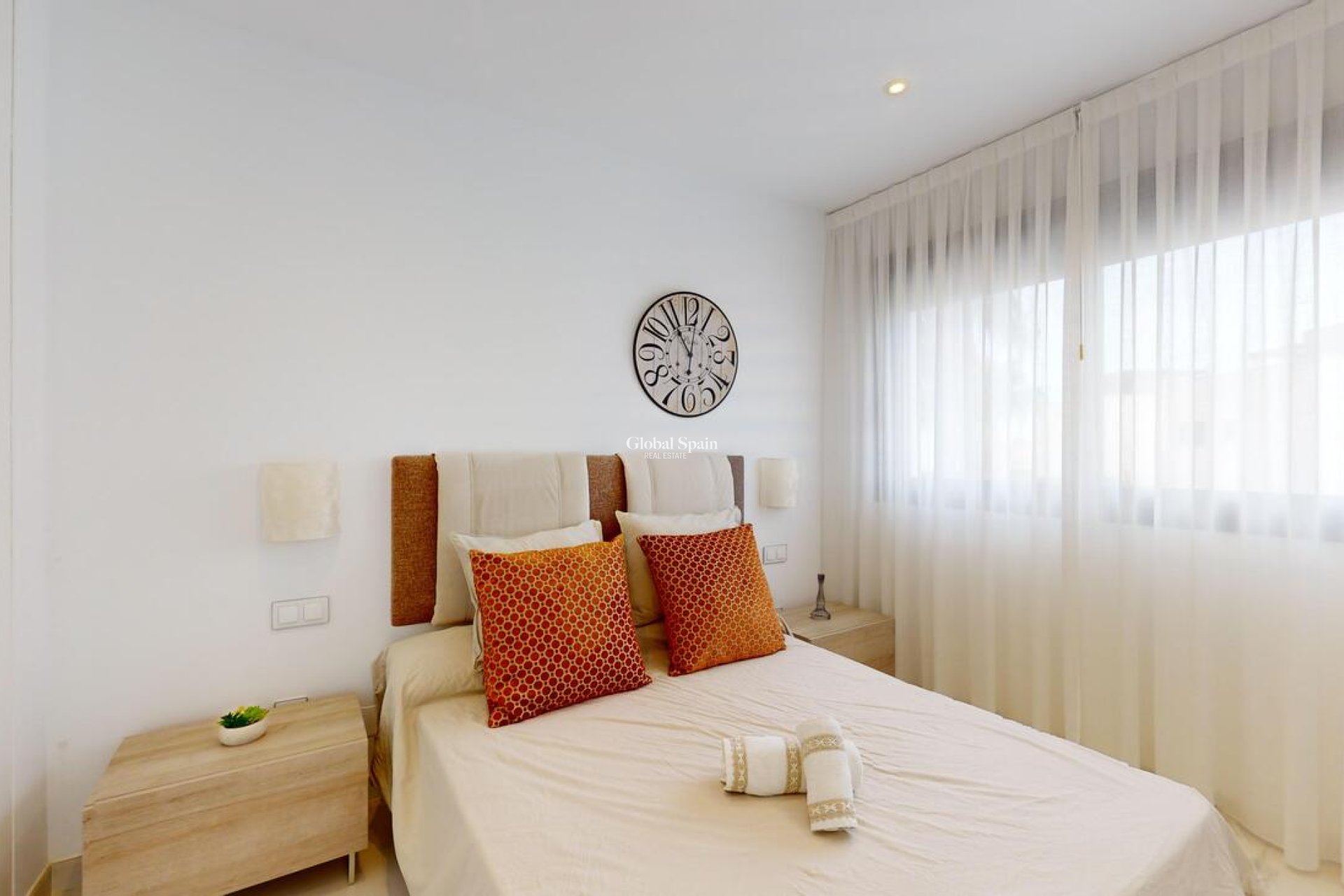 Resale - VILLA -
PLAYA HONDA - Costa Calida