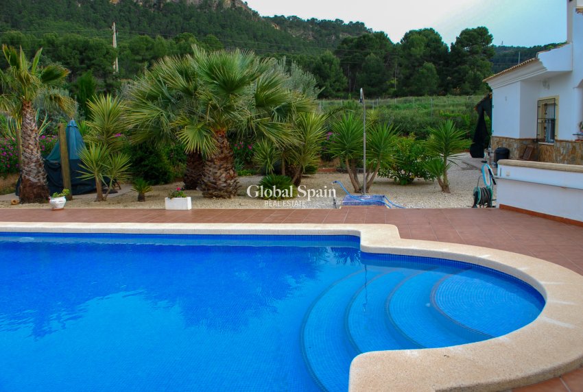 Resale - VILLA -
PLIEGO - Inland