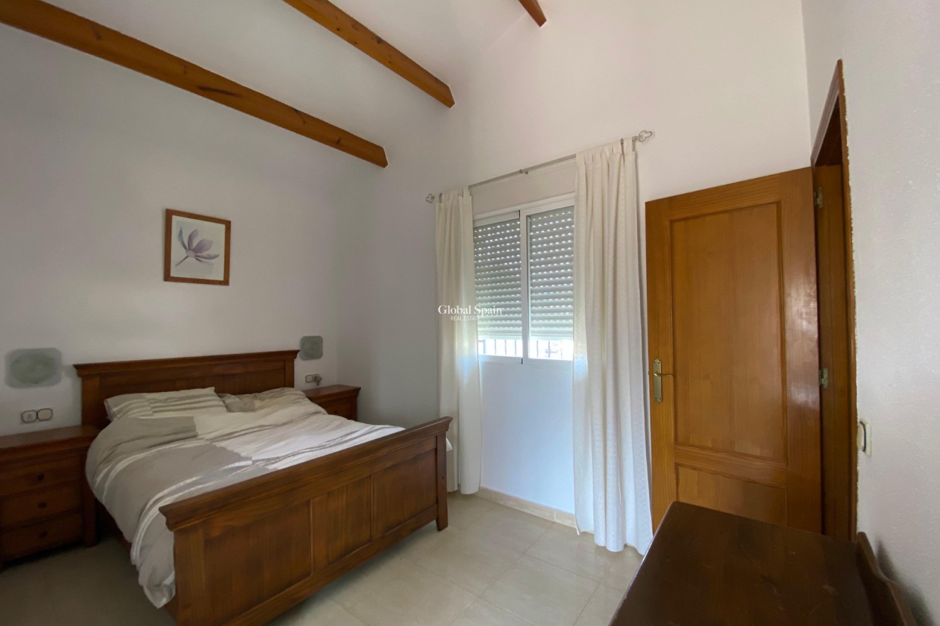 Resale - VILLA -
POLOP - Alberca