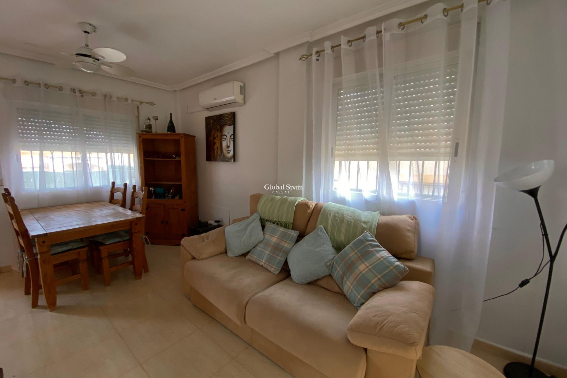 Resale - VILLA -
POLOP - Alberca