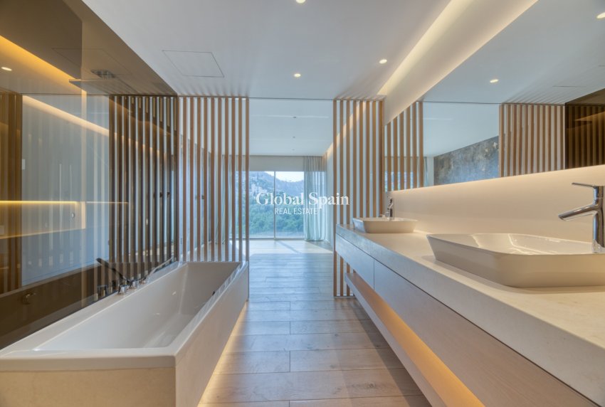 Resale - Villa -
Port d'Andratx - Andratx