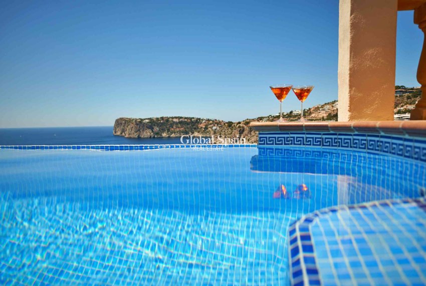 Resale - Villa -
Port d'Andratx - Andratx