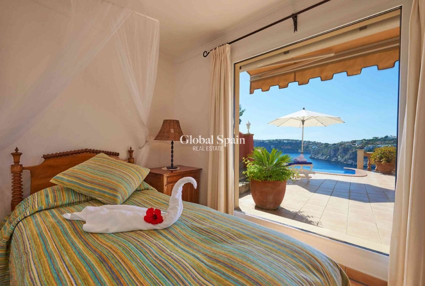 Resale - Villa -
Port d'Andratx - Andratx