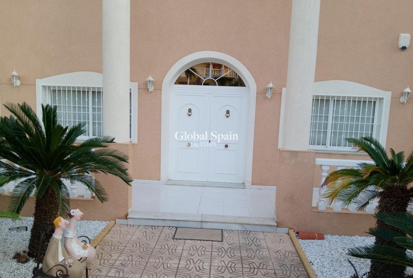 Resale - VILLA -
PUERTO DE MAZARRÓN - Bolnuevo