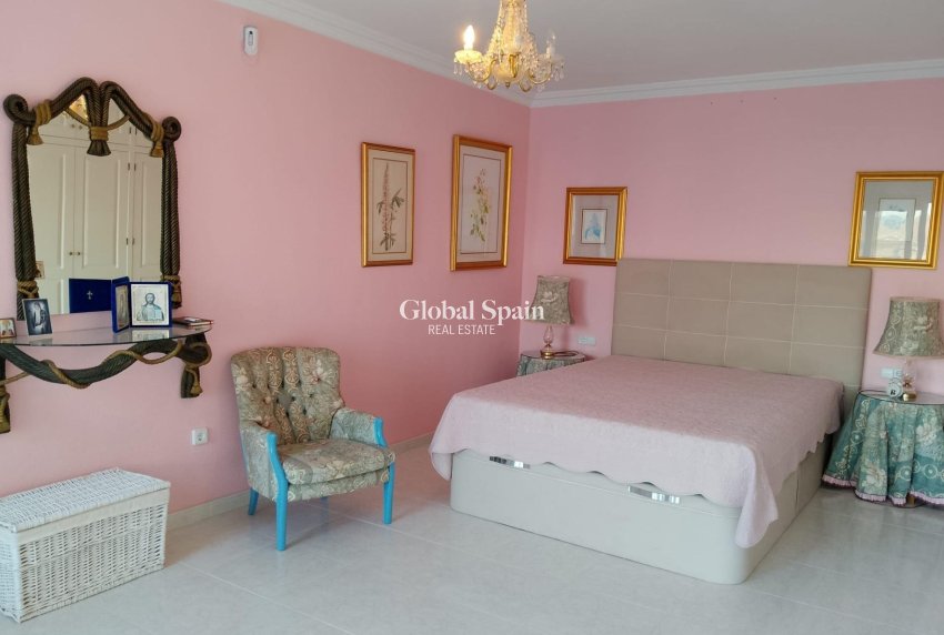 Resale - VILLA -
PUERTO DE MAZARRÓN - Bolnuevo