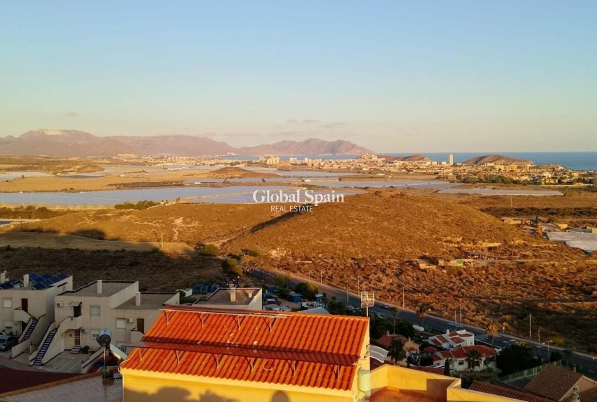 Resale - VILLA -
PUERTO DE MAZARRÓN - Bolnuevo