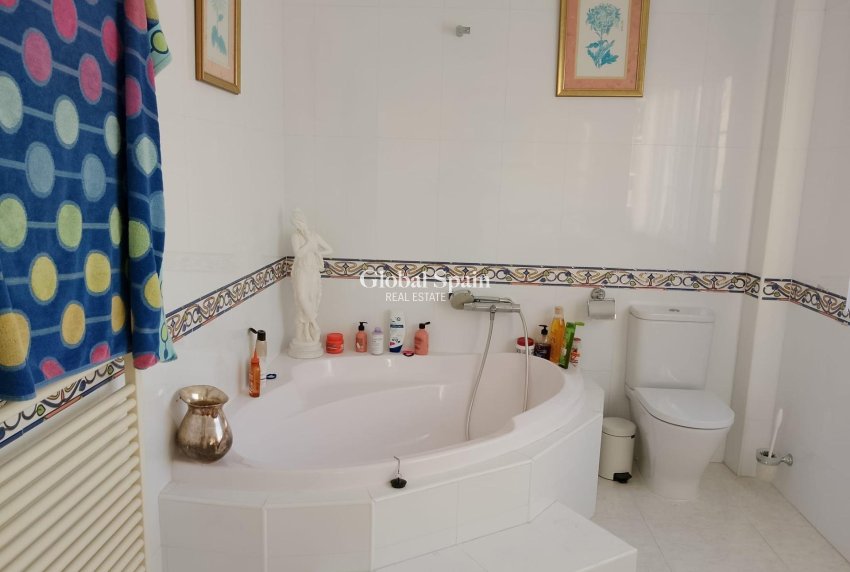 Resale - VILLA -
PUERTO DE MAZARRÓN - Bolnuevo