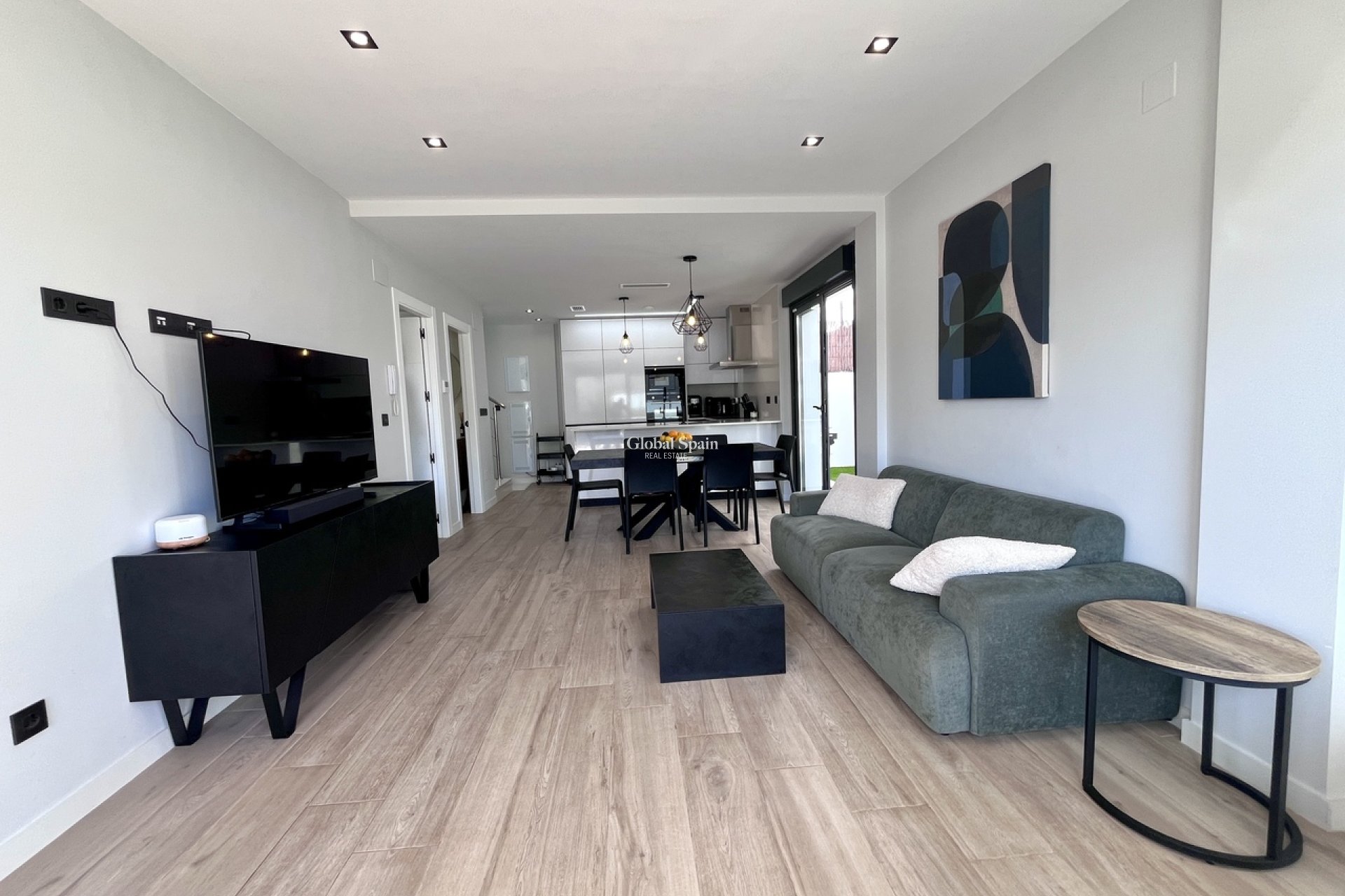 Resale - VILLA -
PUNTA PRIMA - Costa Blanca