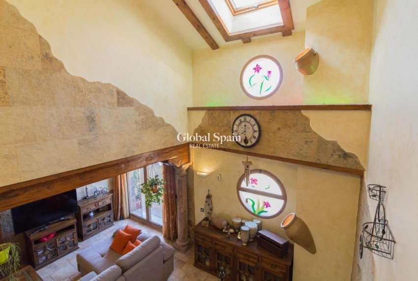 Resale - VILLA -
REDOVÁN - Comunidad Valenciana