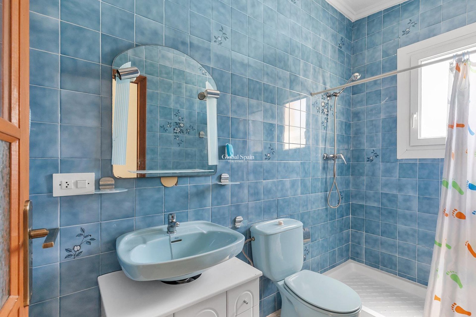 Resale - VILLA -
ROJALES - Centro de la Ciudad Quesada