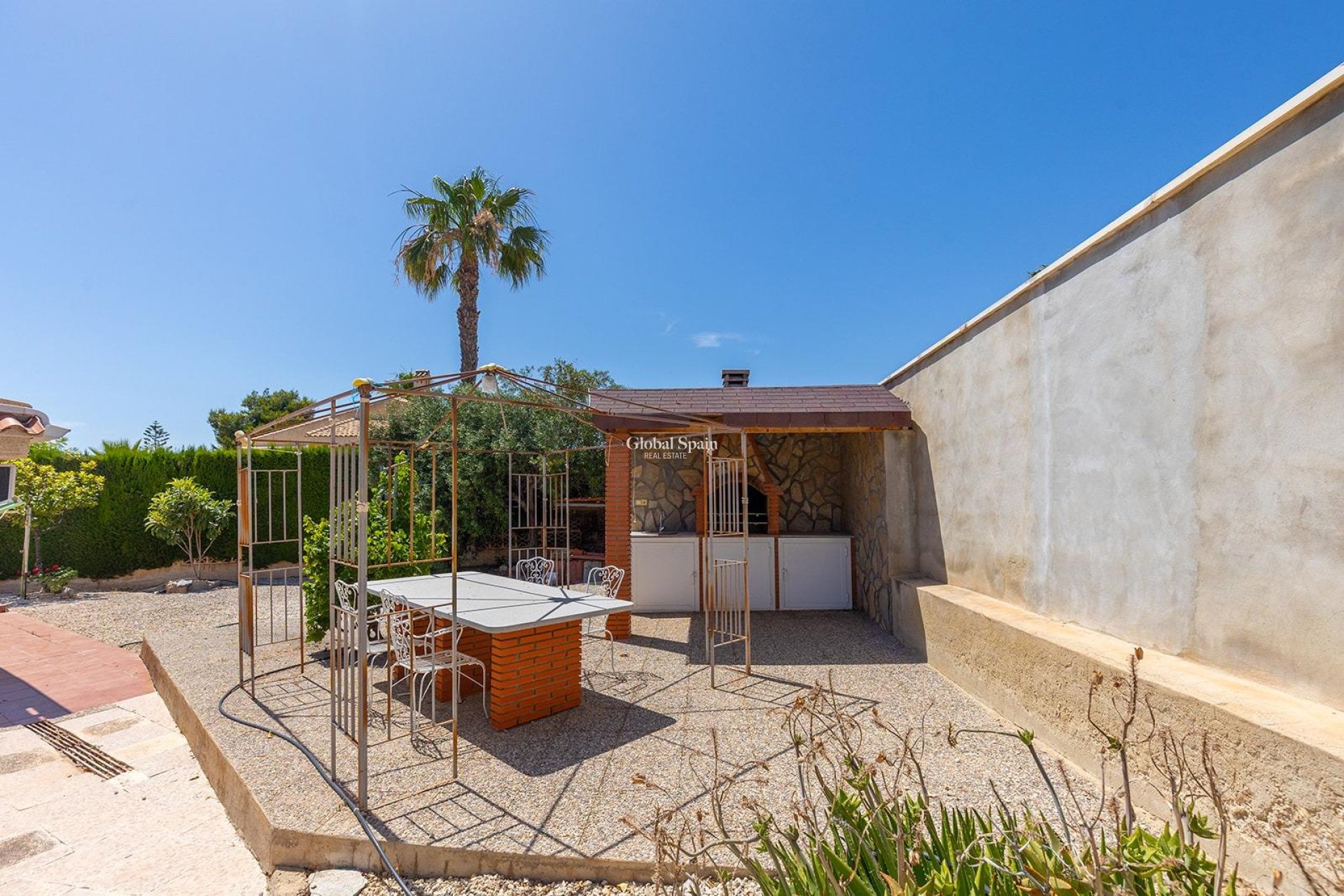 Resale - VILLA -
ROJALES - Centro de la Ciudad Quesada