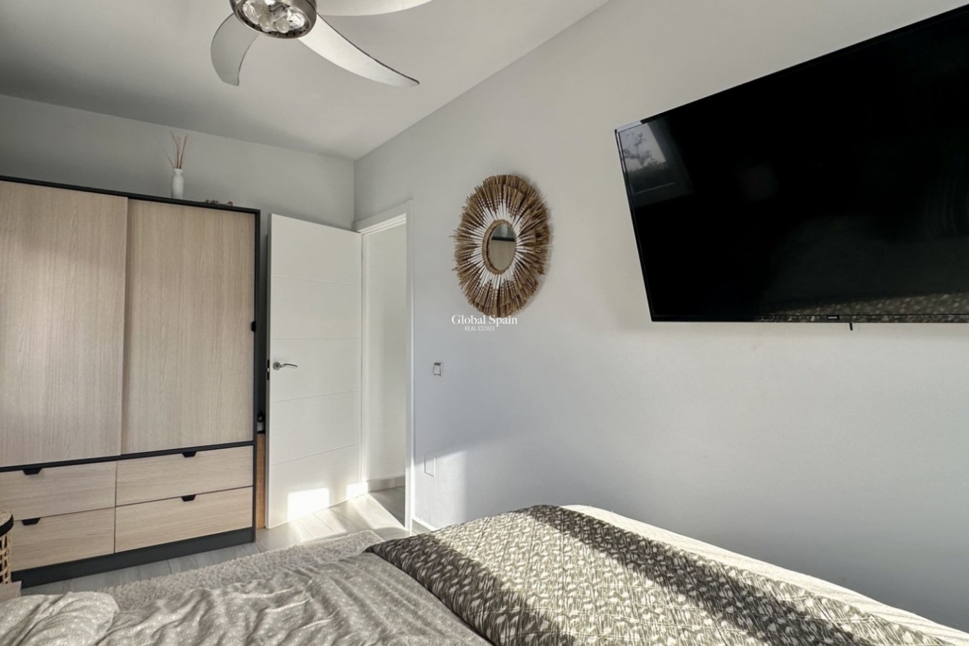 Resale - VILLA -
ROJALES - Ciudad Quesada