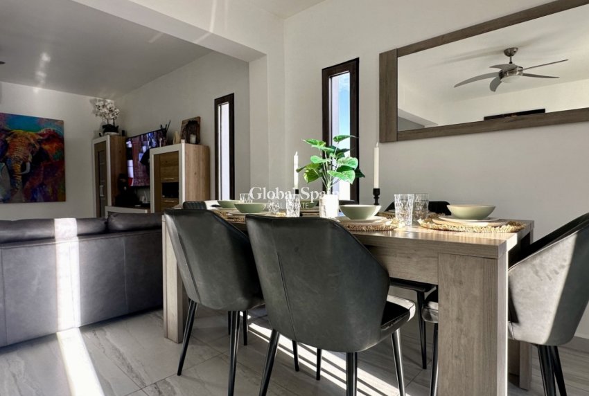 Resale - VILLA -
ROJALES - Ciudad Quesada