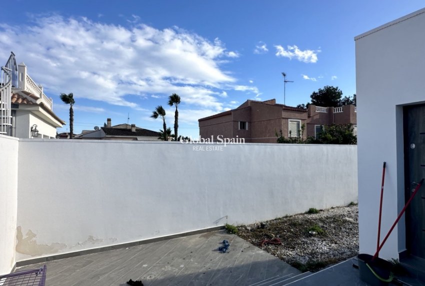 Resale - VILLA -
ROJALES - Ciudad Quesada