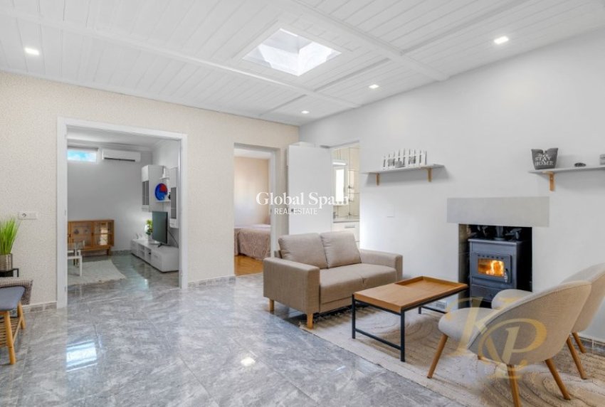 Resale - VILLA -
ROJALES - Ciudad Quesada