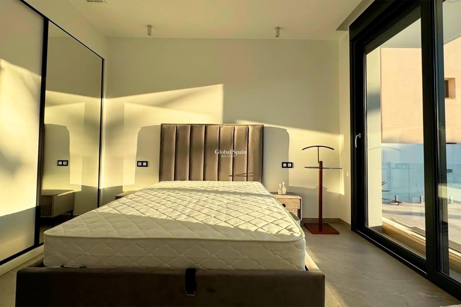 Resale - VILLA -
ROJALES - Ciudad Quesada