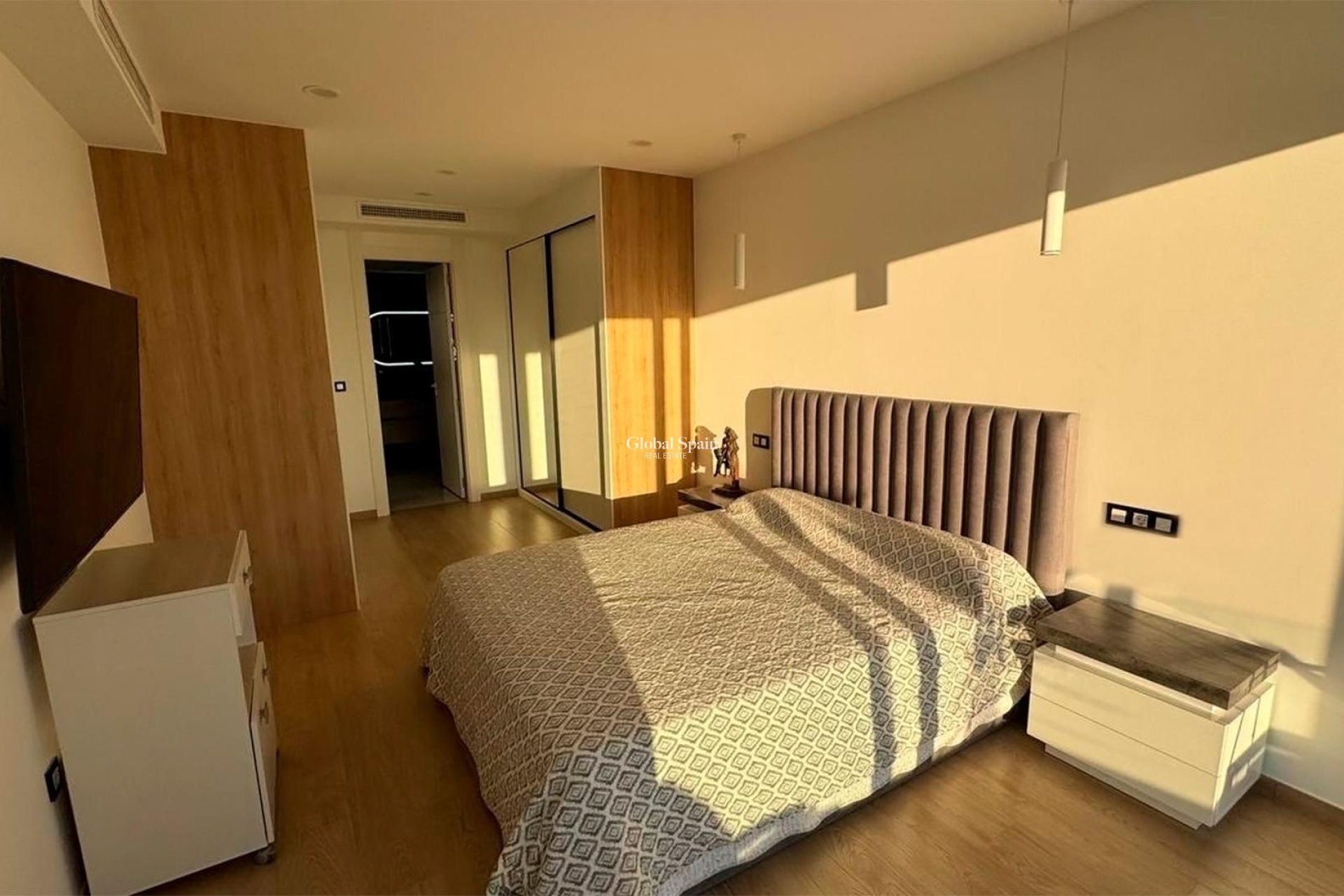Resale - VILLA -
ROJALES - Ciudad Quesada