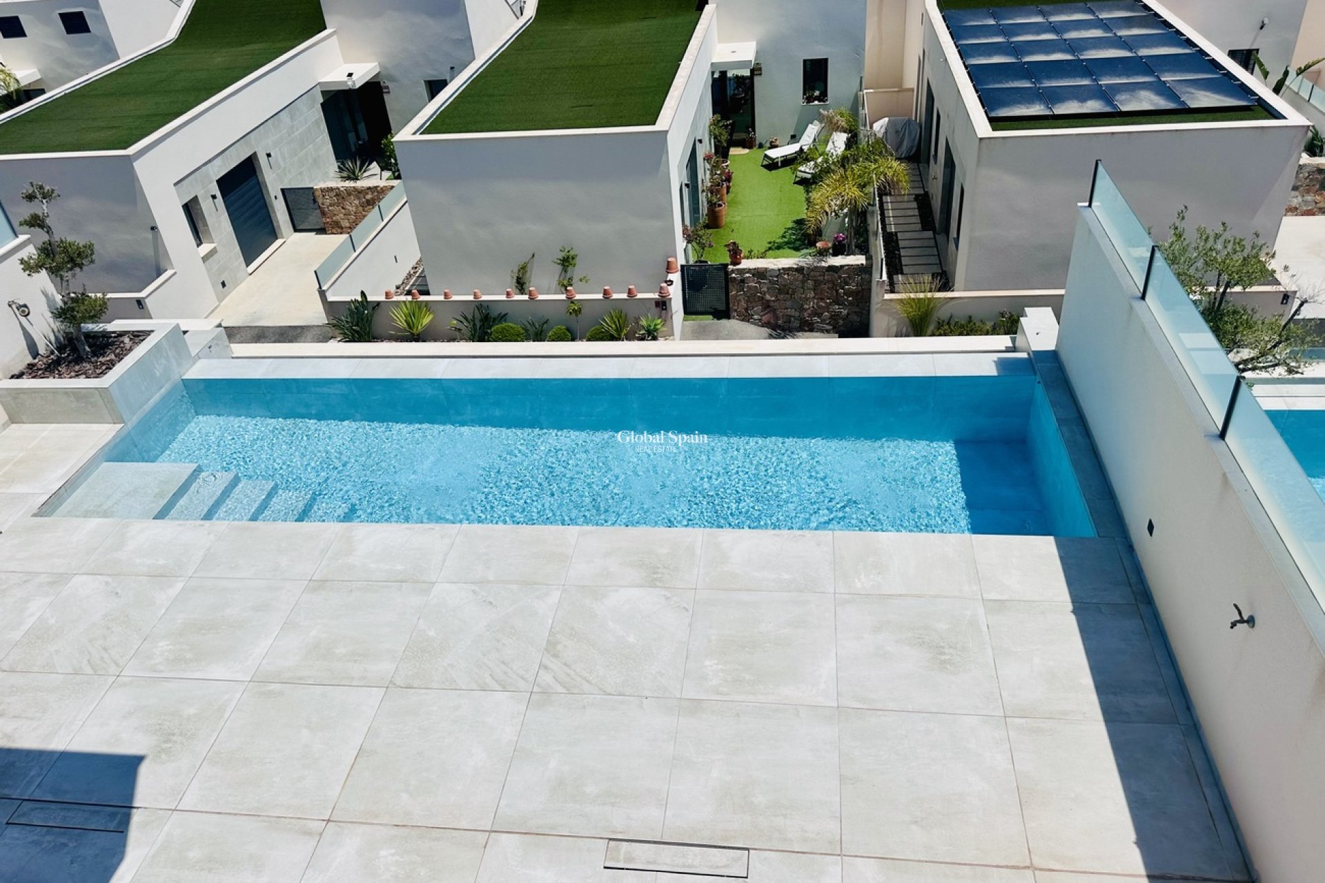 Resale - VILLA -
ROJALES - Costa Blanca