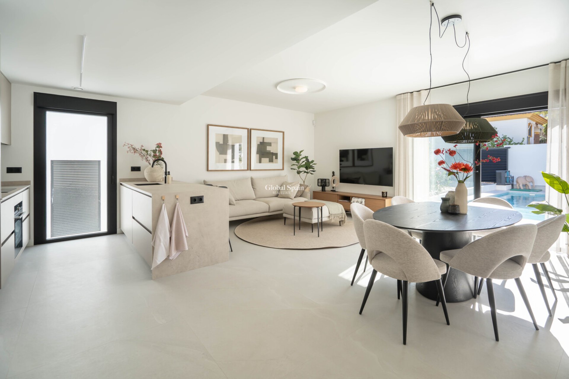 Resale - VILLA -
ROJALES - Costa Blanca