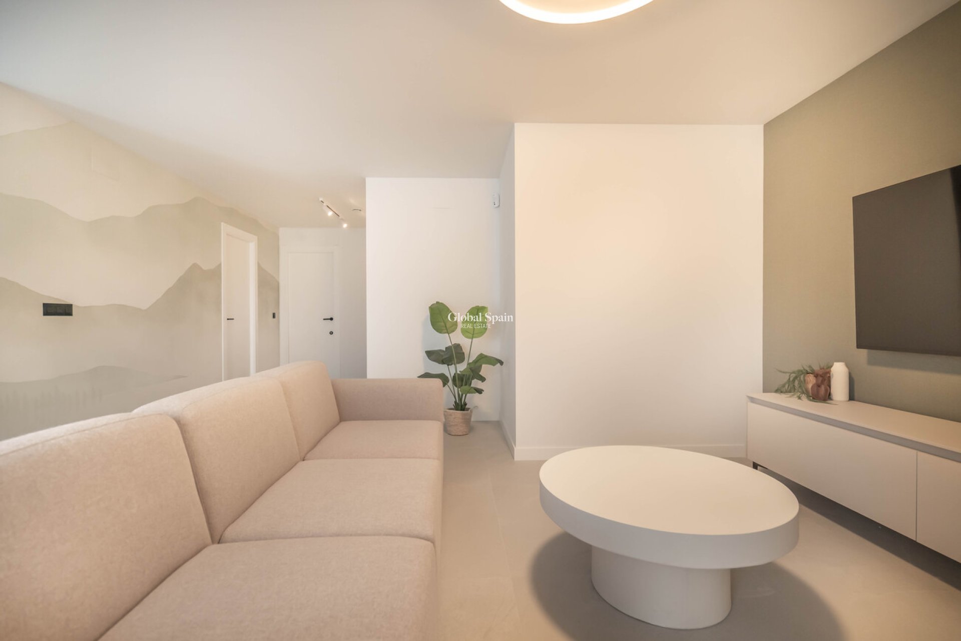 Resale - VILLA -
ROJALES - Costa Blanca