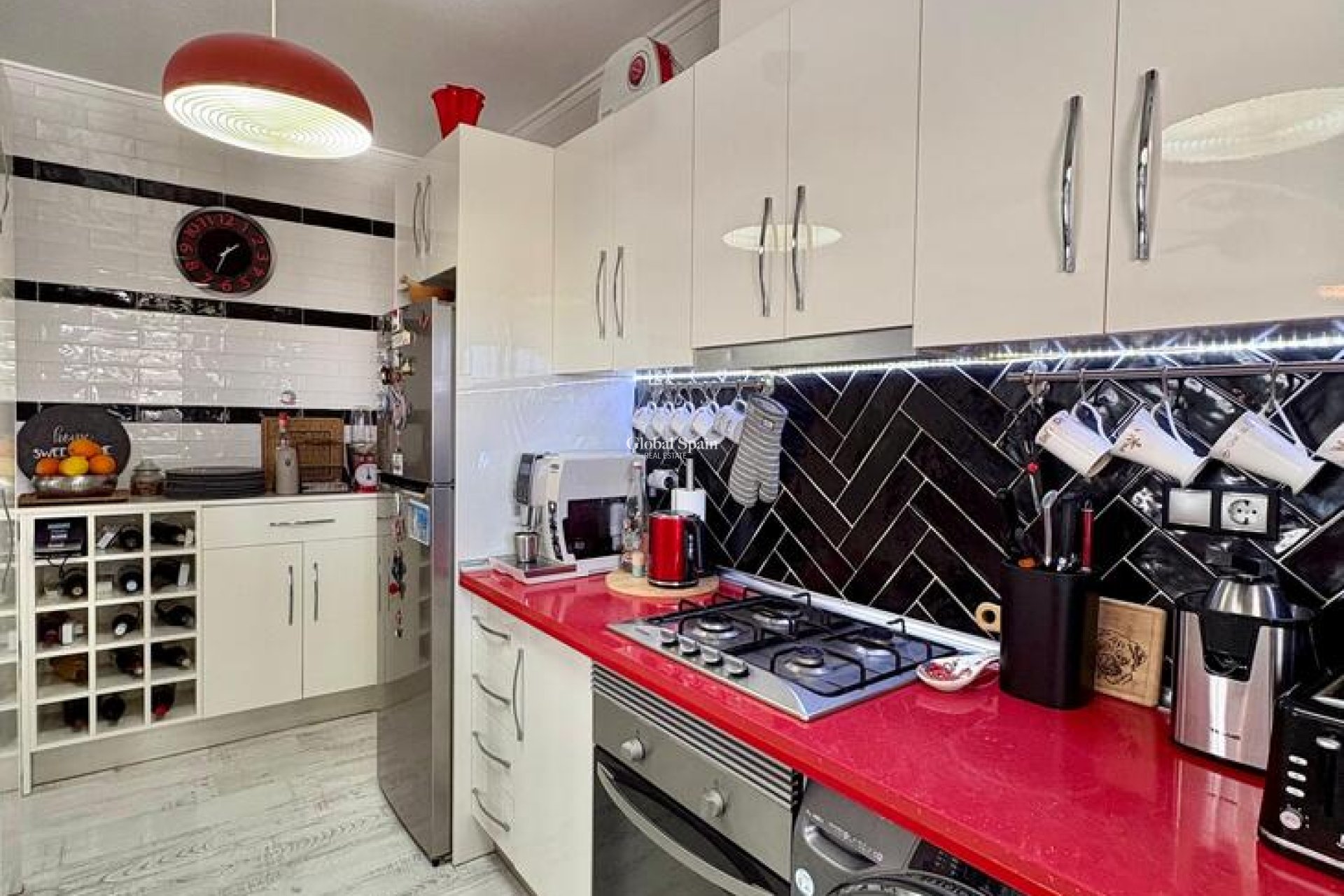 Resale - VILLA -
ROJALES - Costa Blanca