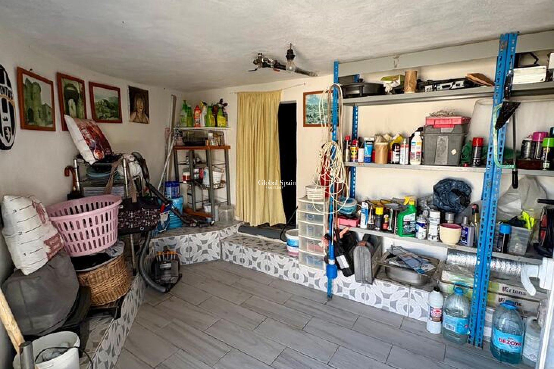 Resale - VILLA -
ROJALES - Costa Blanca