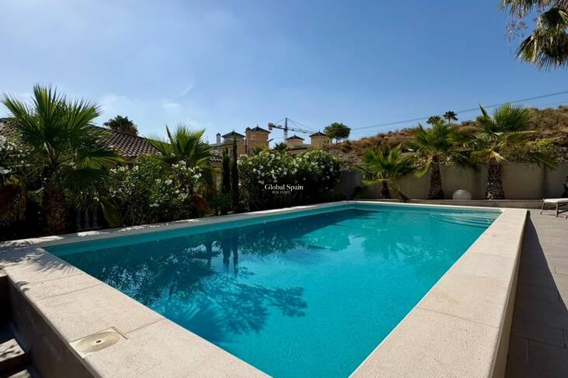 Resale - VILLA -
ROJALES - Costa Blanca