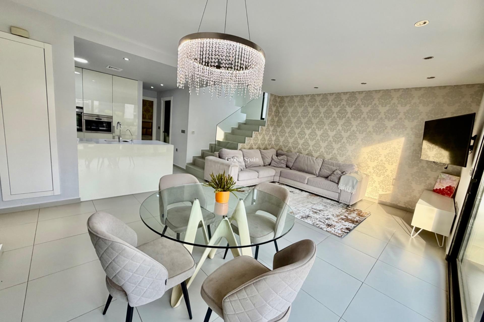 Resale - VILLA -
ROJALES - Cuidad Quesada