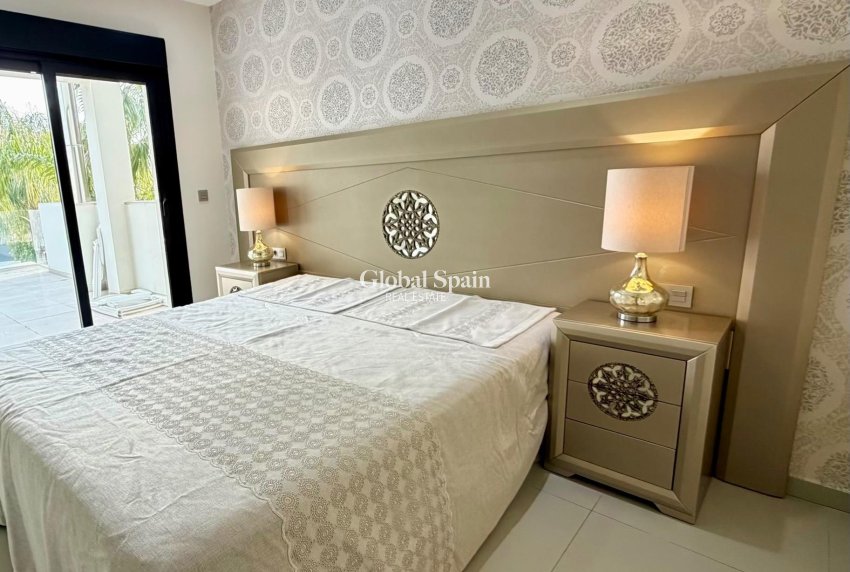 Resale - VILLA -
ROJALES - Cuidad Quesada